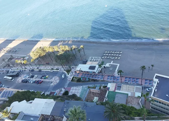 Rent4 Malaga La Torre De La Roca 公寓