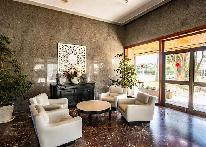 Rent4 Malaga La Torre De La Roca 托雷莫利诺斯