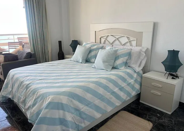 Rent4 Malaga La Torre De La Roca Torremolinos