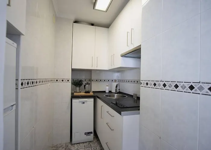 公寓 Rent4 Malaga La Torre De La Roca *