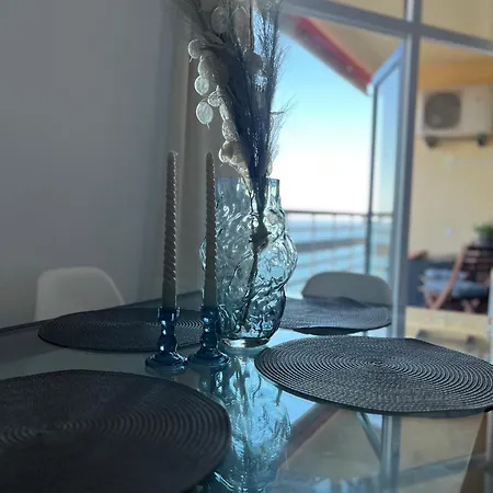Apartamento Rent4 Málaga La Torre De La Roca Torremolinos