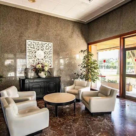 Rent4 Malaga La Torre De La Roca Torremolinos