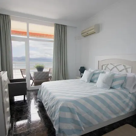 Rent4 Malaga La Torre De La Roca *